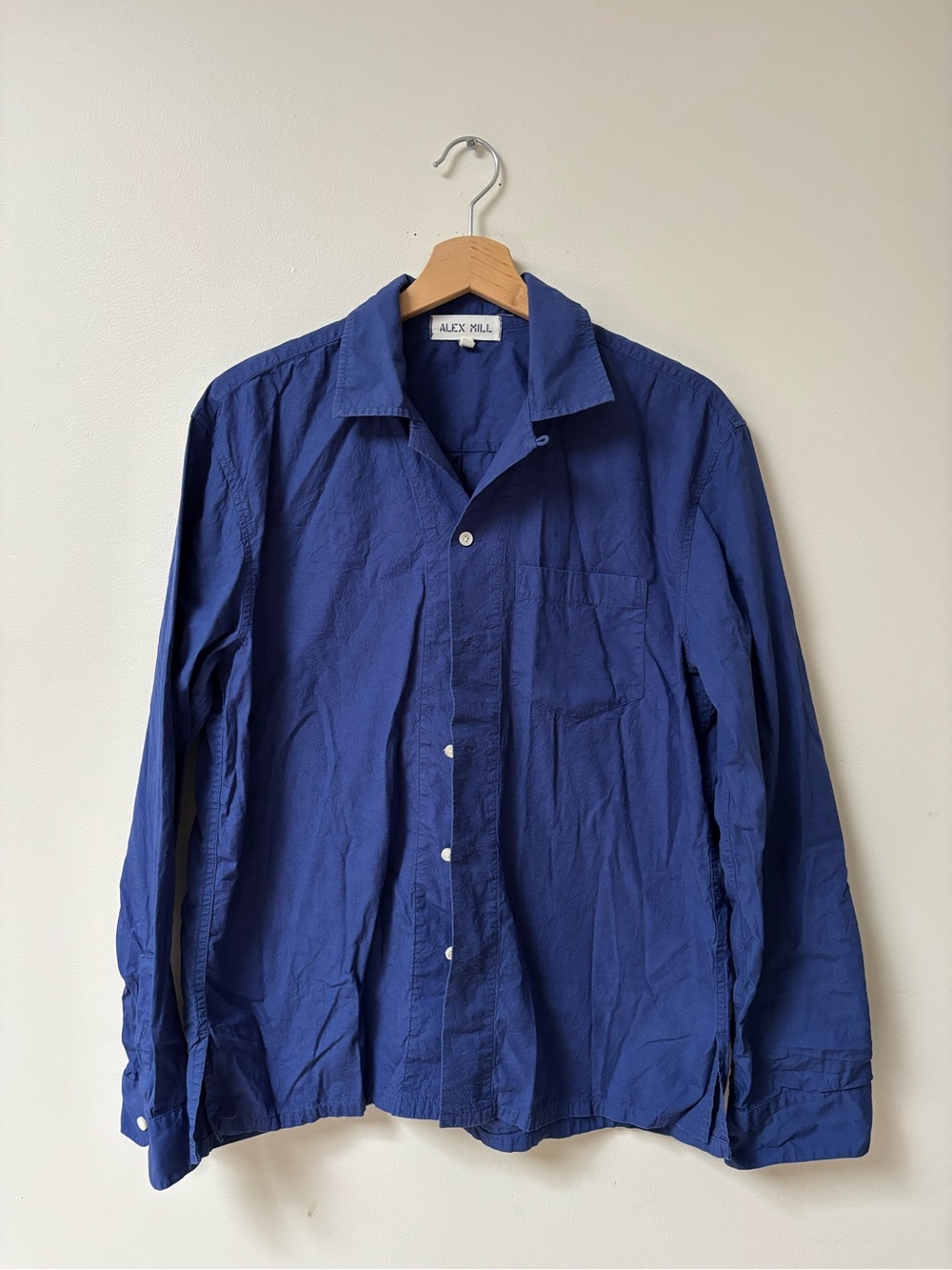 Alex Mill Men's Casual Button-Down Shirt in Deep Blue